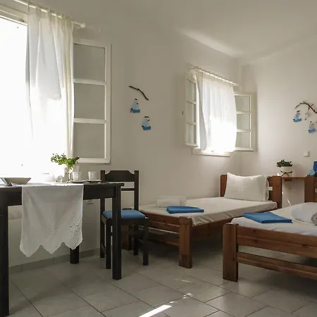 Anemflia Apartmanhotel Tínos