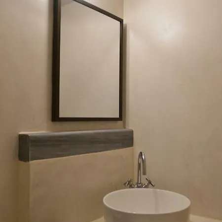 Anemflia * Tínos